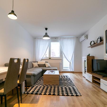Iva Apartamento Zagreb Exterior foto
